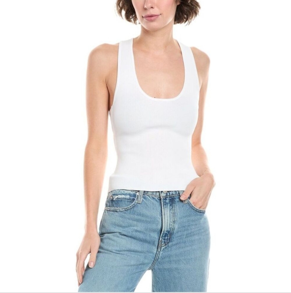 Weworewhat Women's White Tank Top, Medium.